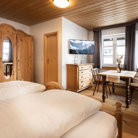 Landgasthof Augustiner Oberstdorf Buitenkant foto
